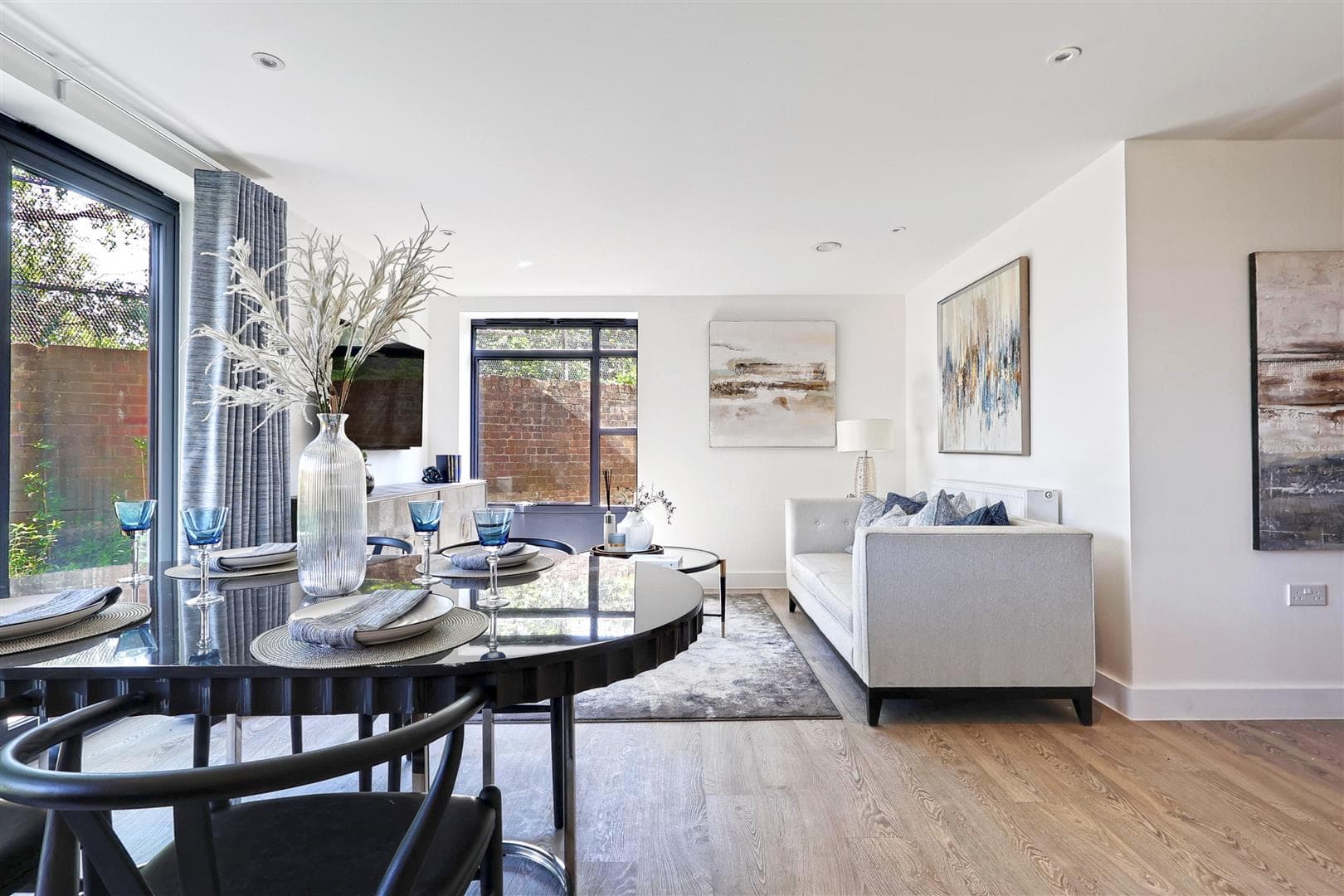 Belgrave Close, Oakwood, London, N14 4TN