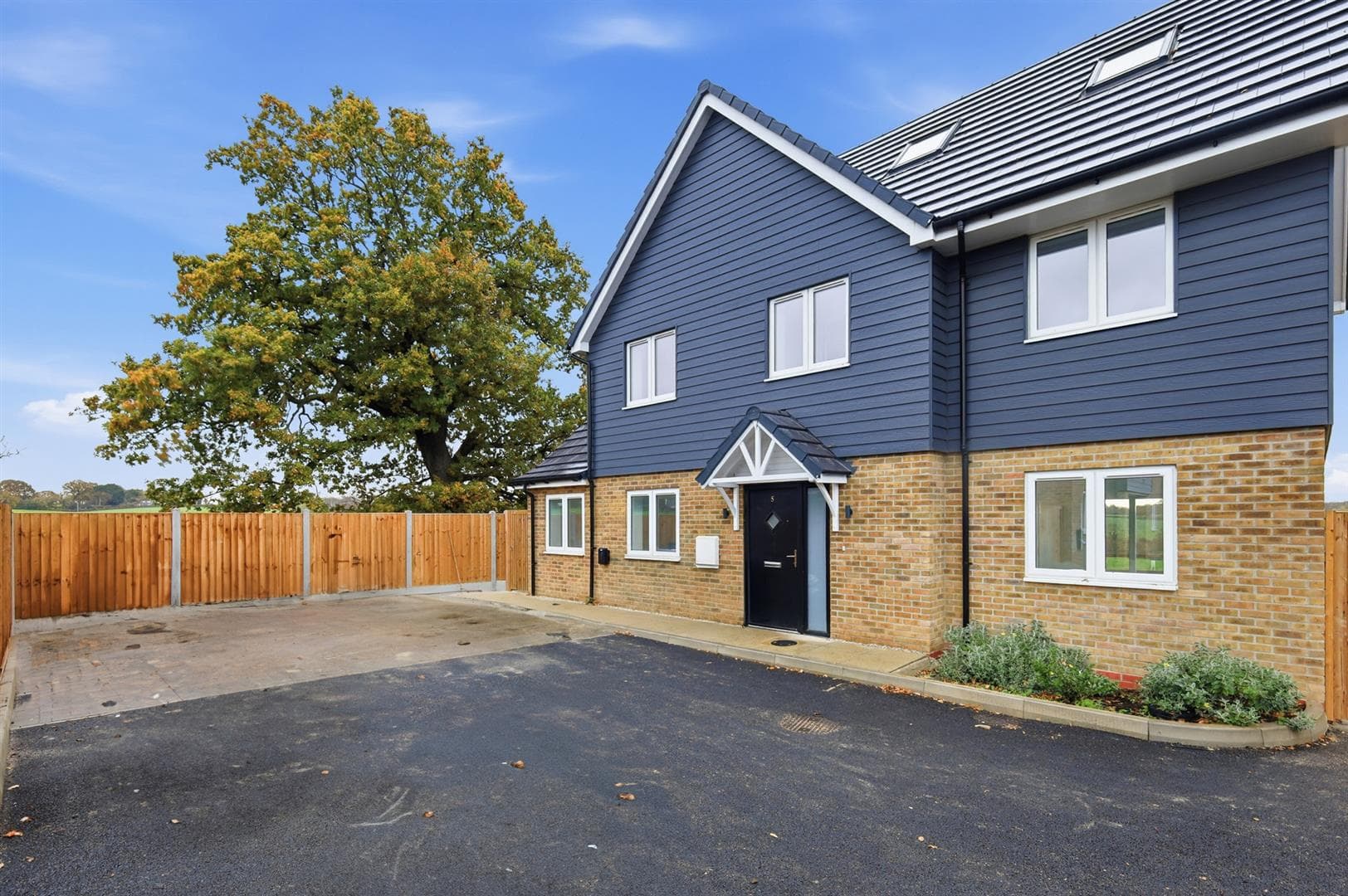 Stapleford Road, Stapleford Abbotts, Romford, Essex, RM4 1ER