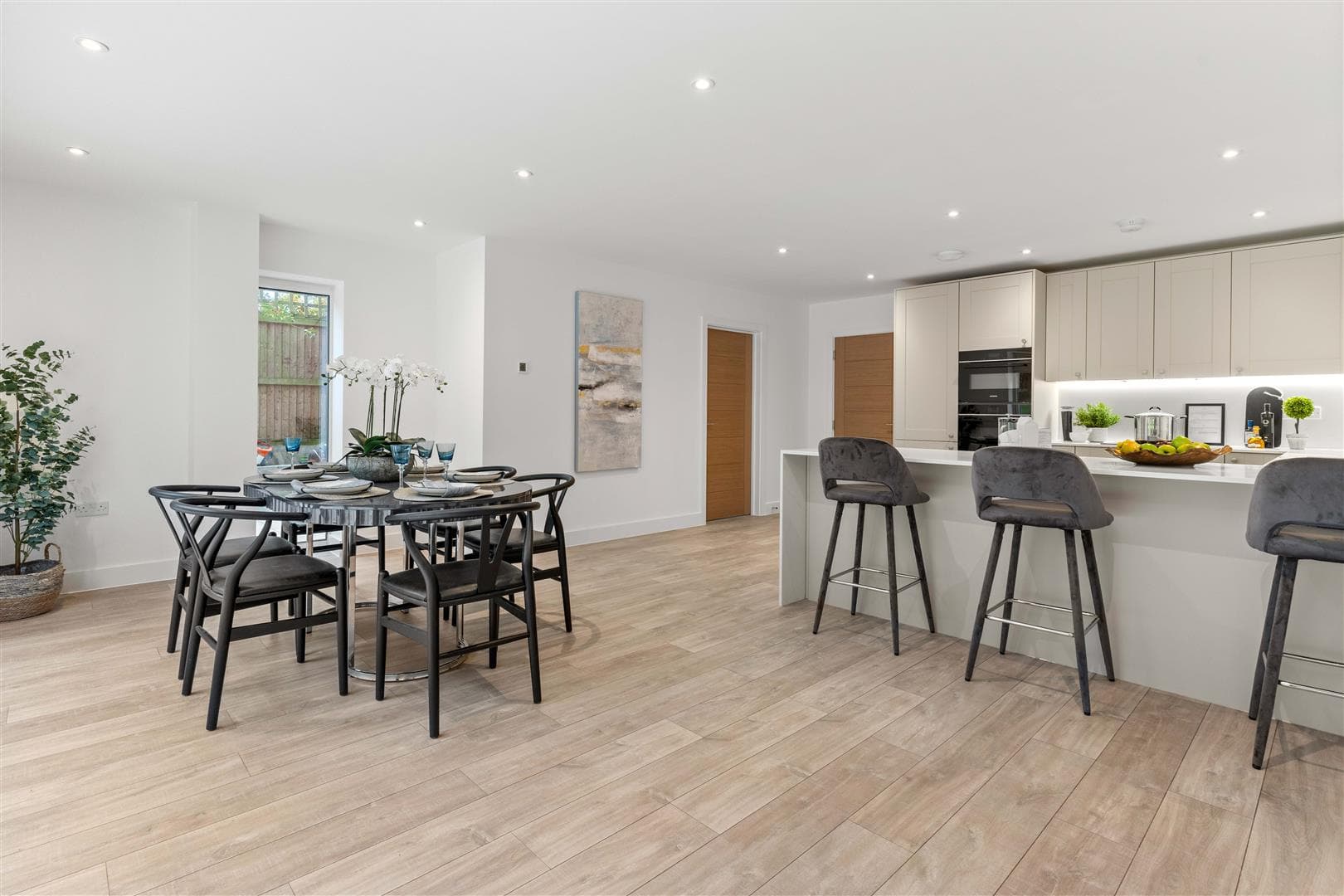 Ridgemount Gardens, Enfield, EN2 8QL