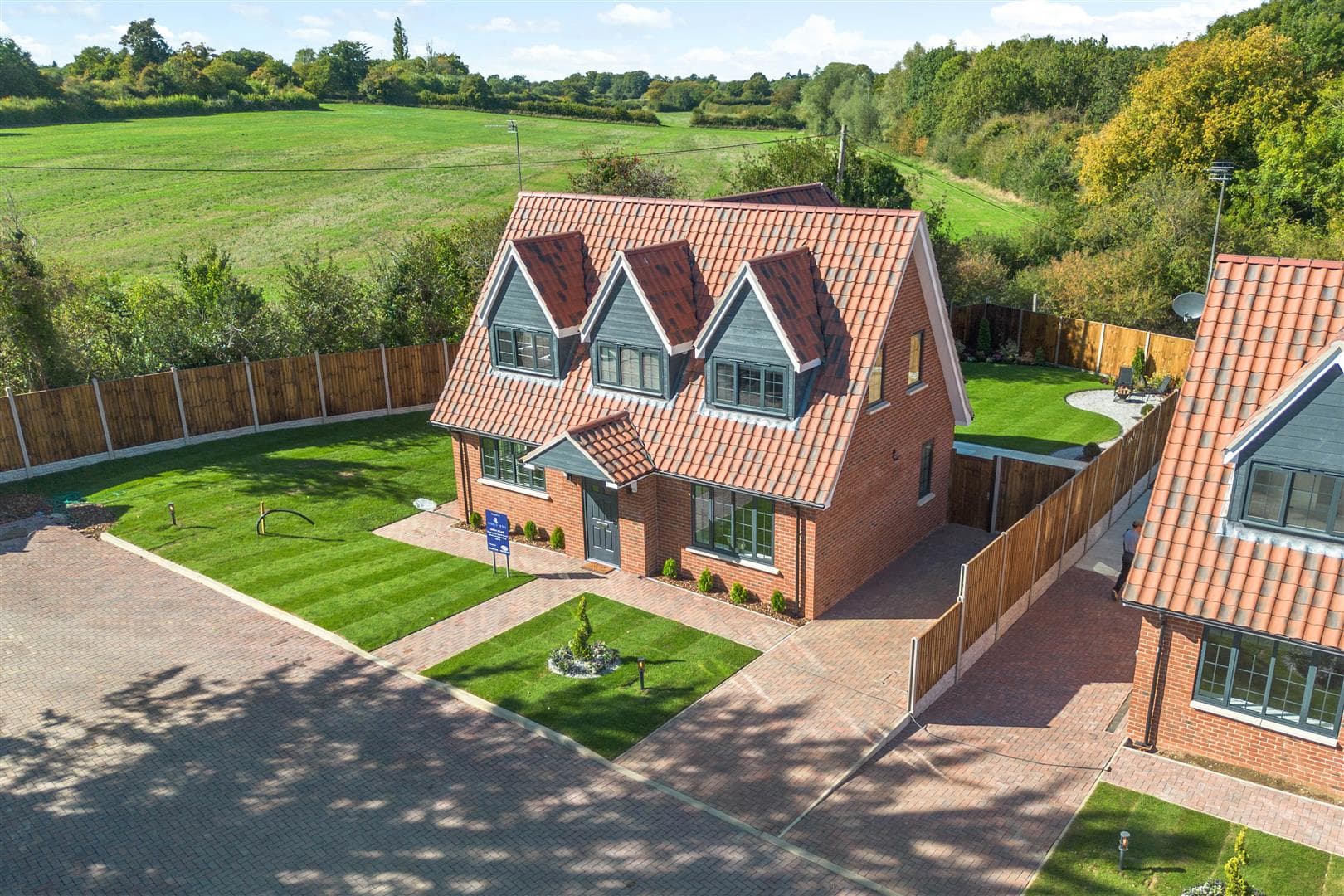 Barley Mow Lane, St. Albans, Hertfordshire, AL4 0FZ