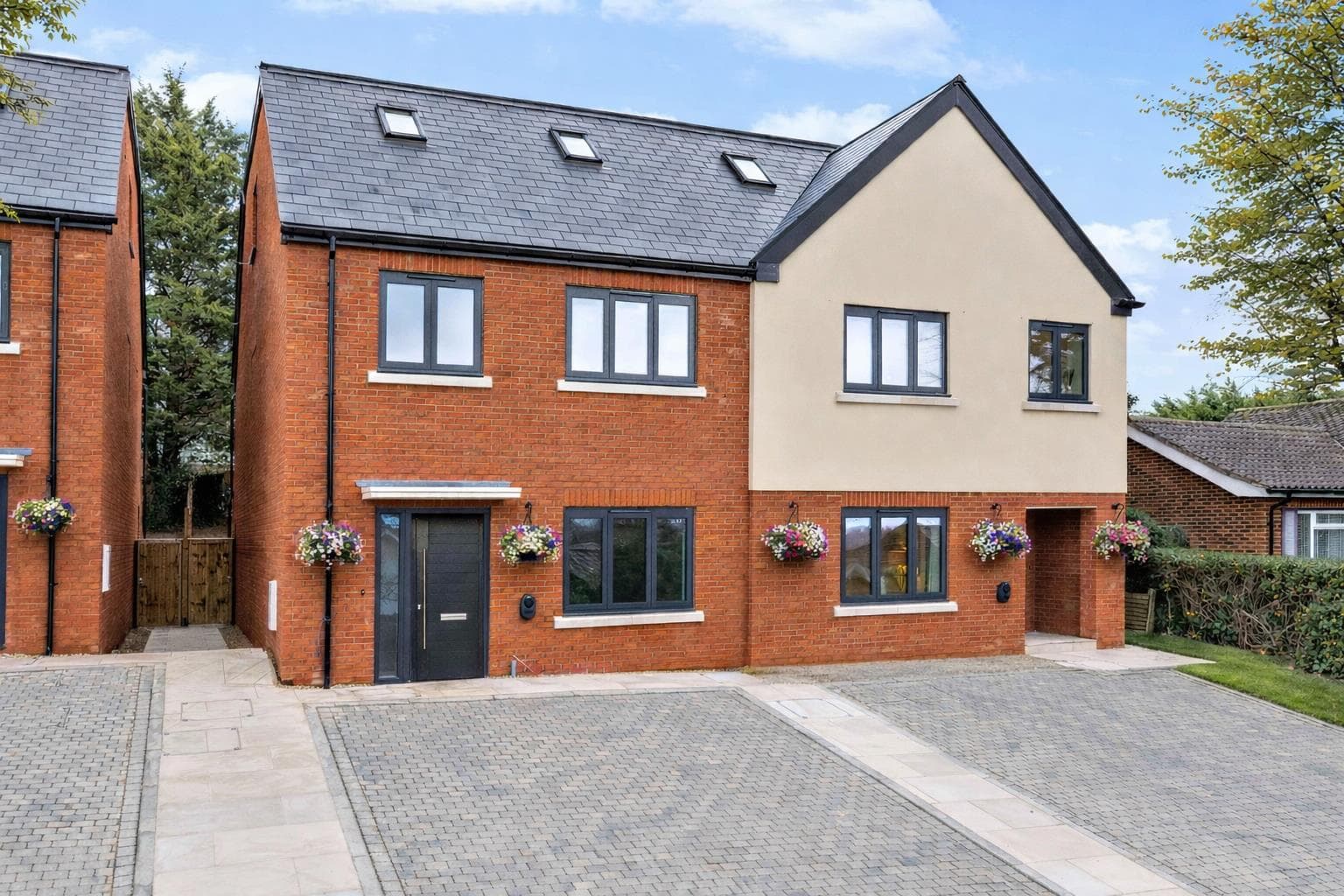 Ridgemount Gardens, Enfield, EN2 8QL