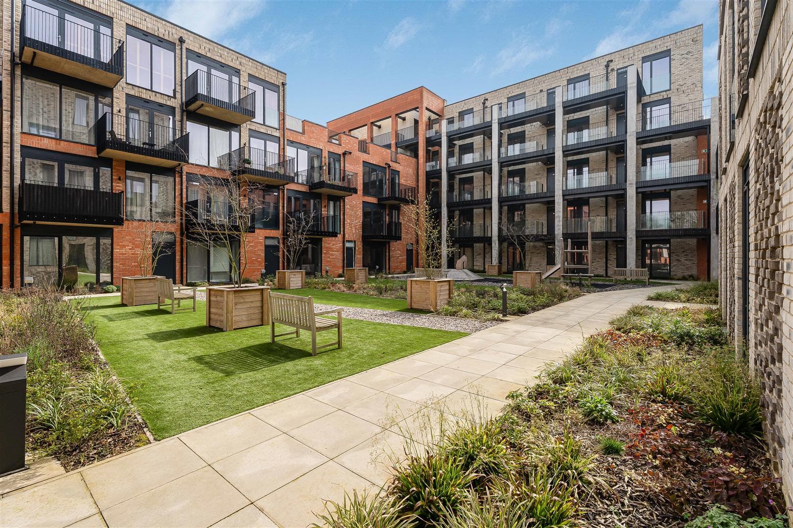 Campfield Road, St. Albans, St. Albans, Hertfordshire, AL1 5HT