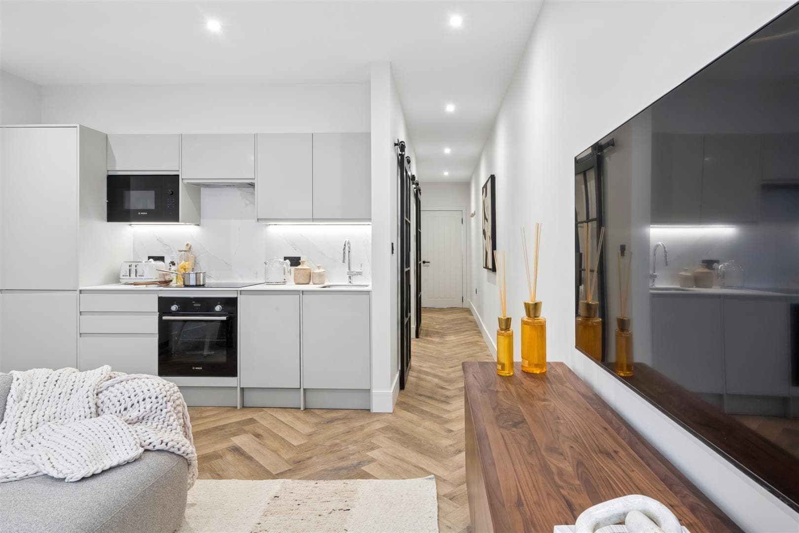 Third Avenue, Globe Business Park, Marlow, SL7 1EY