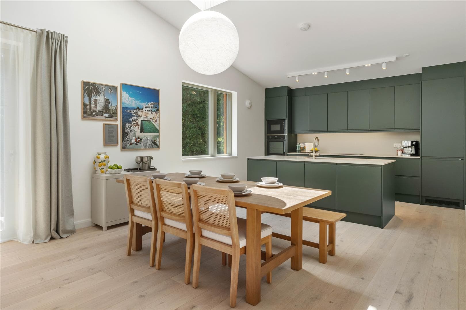 59 New Road, Digswell, Hertfordshire, AL6 0AL