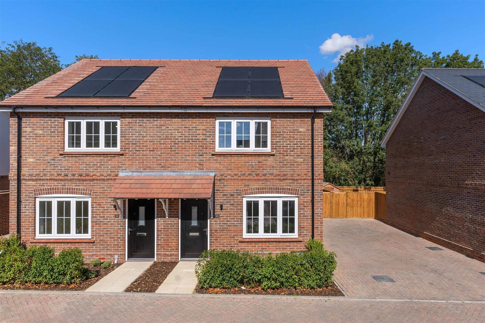 Hammondstreet Road, Cheshunt, Hertfordshire, EN7 6PN