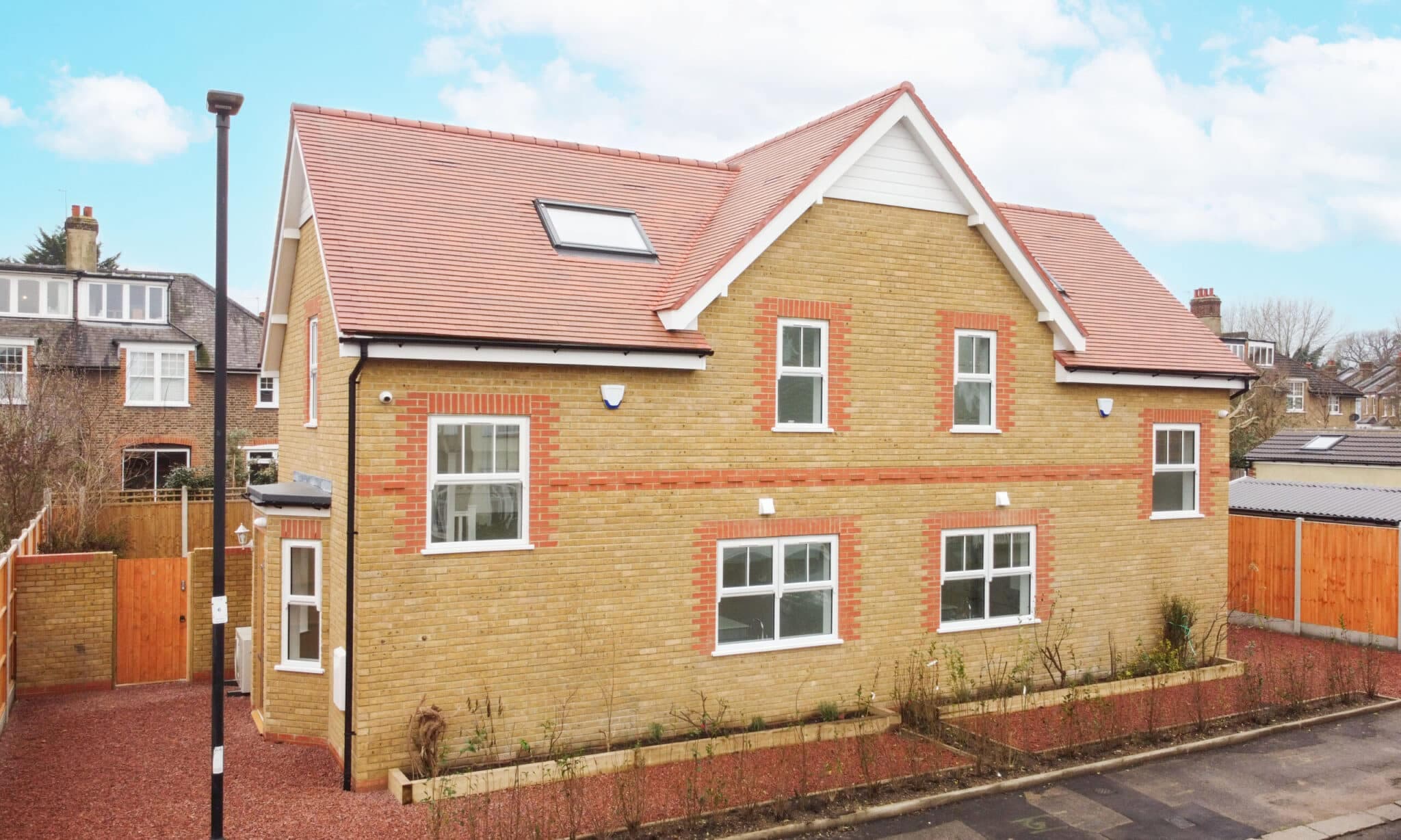 East Crescent, Bush Hill Park, EN1