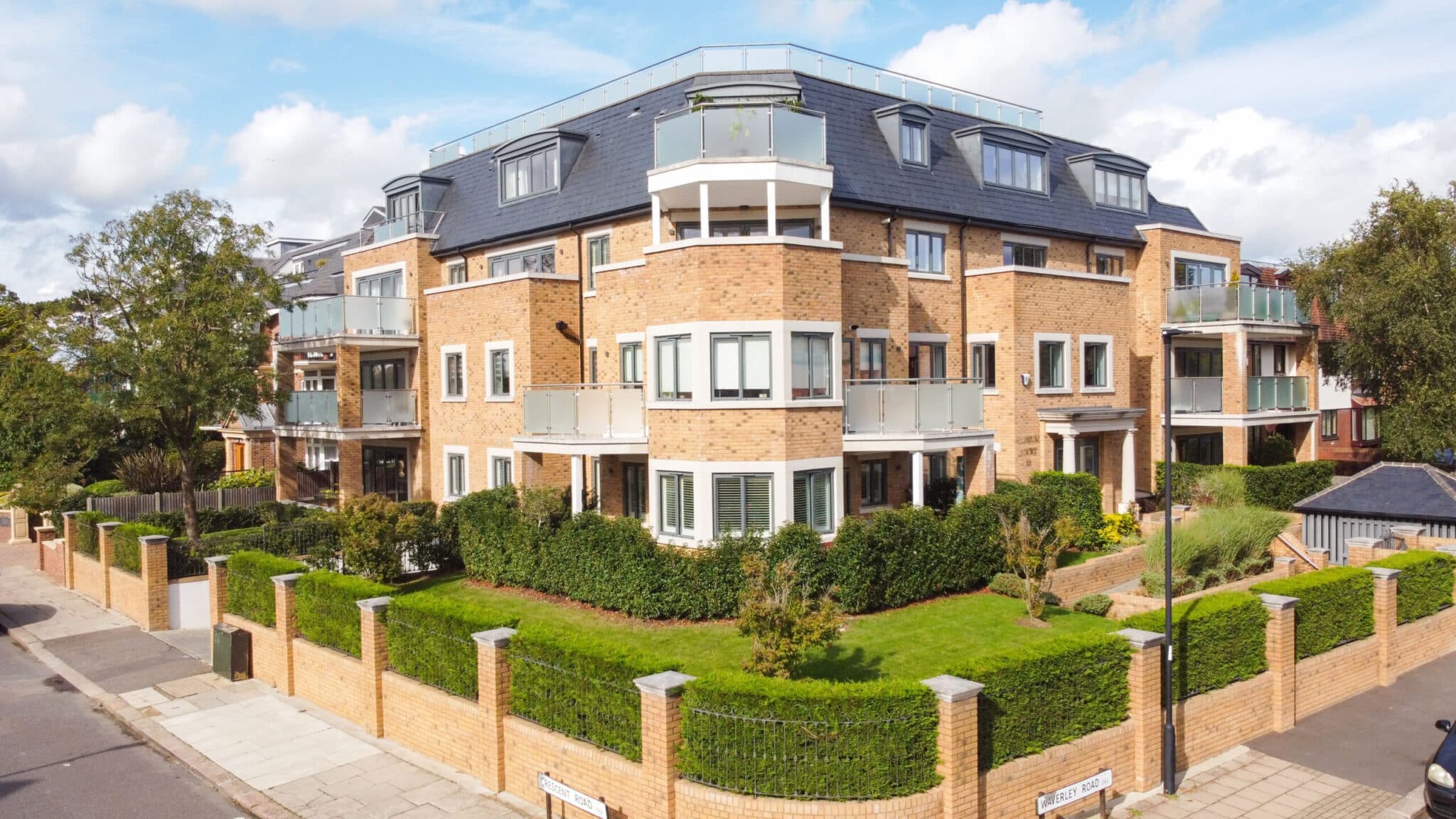 Elysium Court, Enfield, EN2