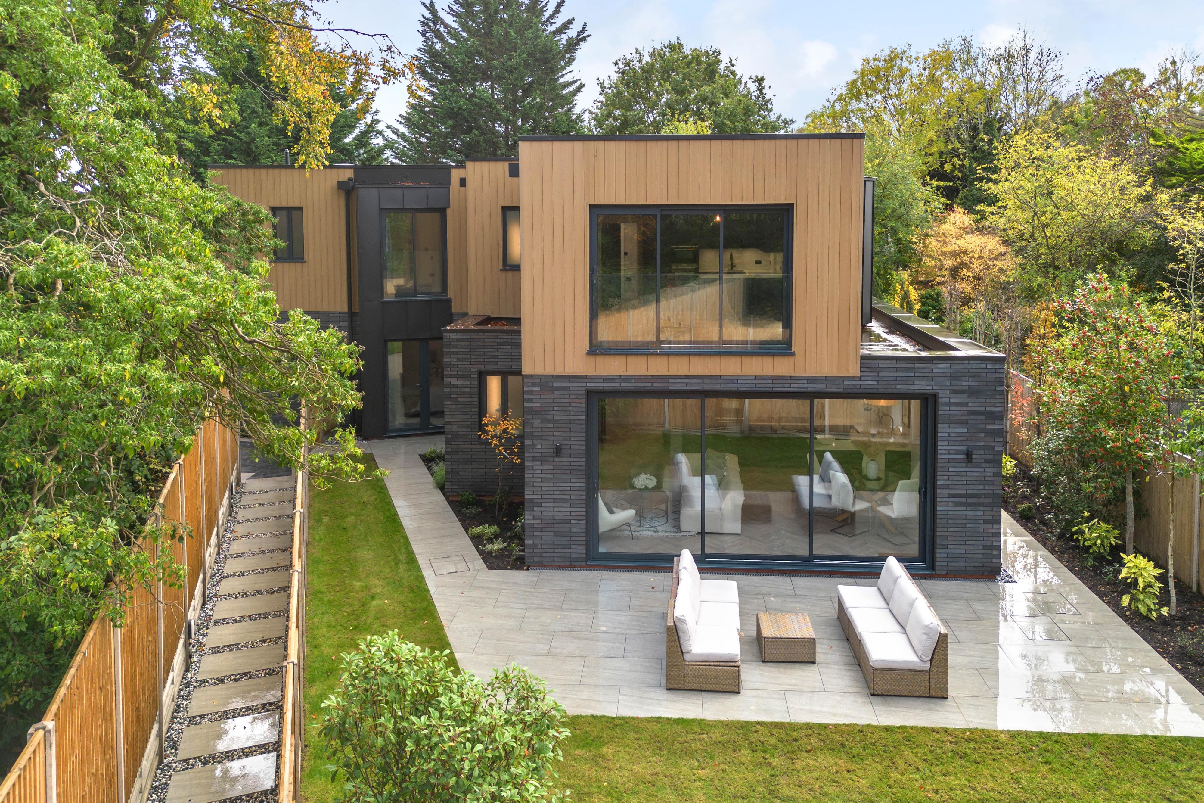 The Blenheim, Barnet, EN5