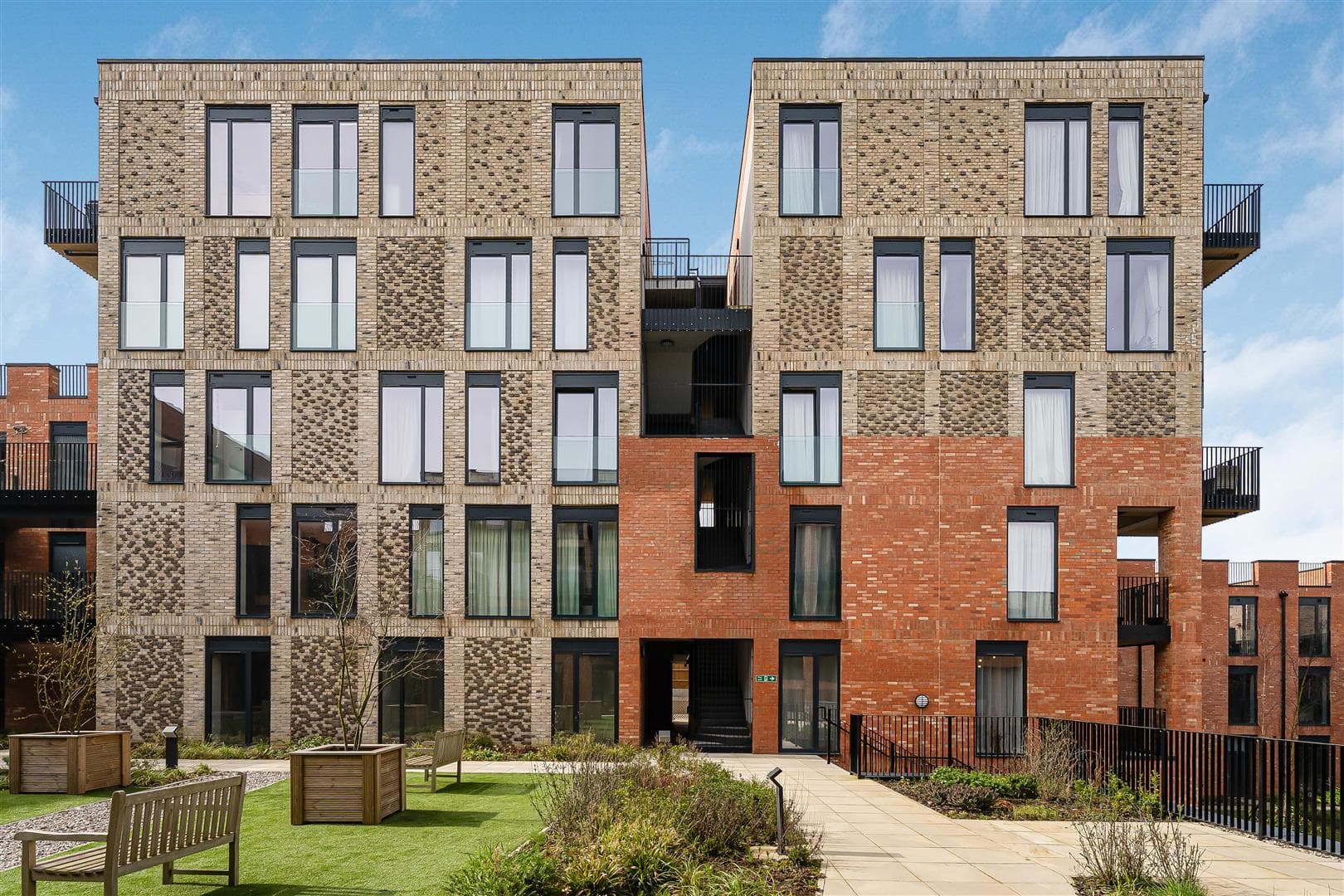 Campfield Road, St. Albans, St. Albans, Hertfordshire, AL1 5HT