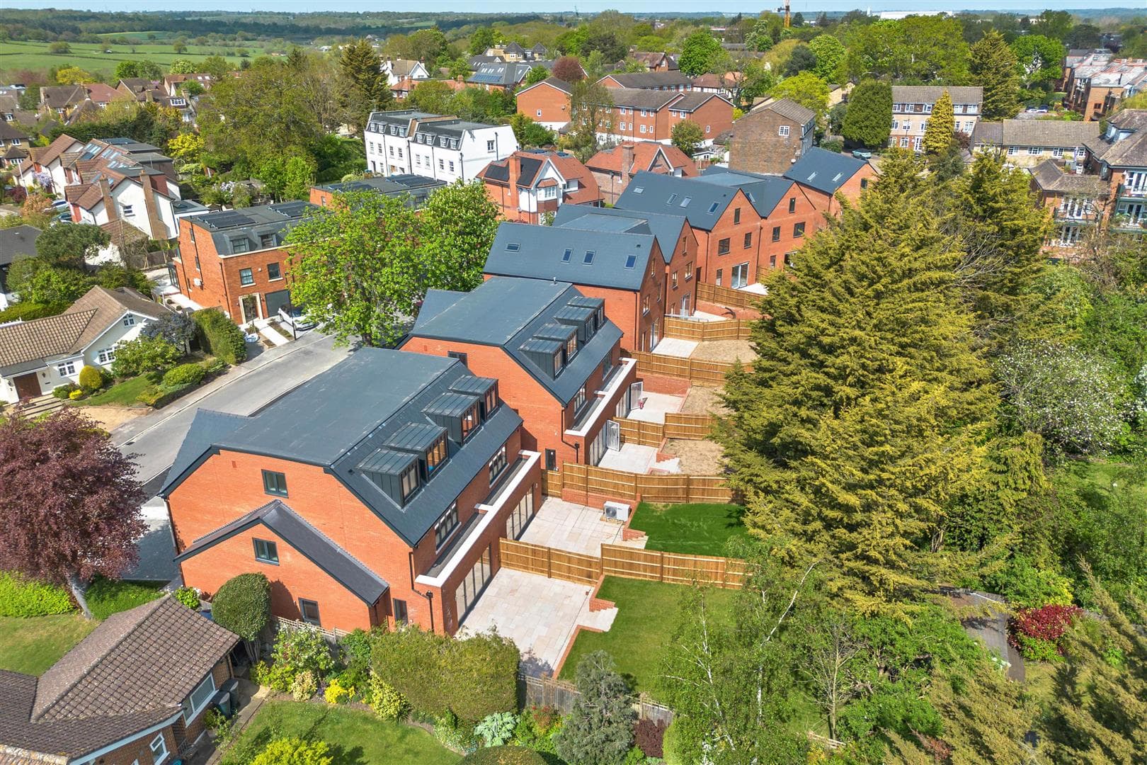 Ridgemount Gardens, Enfield, EN2 8QL